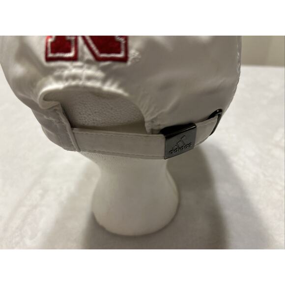 Adidas Nebraska Huskers Hat Cap Strapback One Size White Red Football NCAA - Picture 5 of 9